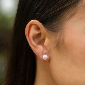 NWT Lily White Fresh Water Pearl & Sterling Silver Stud Earrings